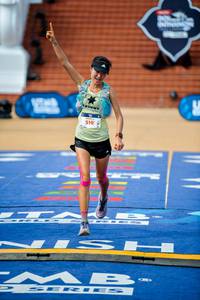 BIB: 519, 
                            <button type="button" onclick="openModal(22753200)" class="btn btn-primary btn-sm float-right btn-popup" data-toggle="modal" data-target=".modal-high-quality">
                        <i class="fas fa-shopping-cart"></i> Add to Cart
                    </button>
                                            <button type="button" onclick="isThisMe(22753200, true)" class="btn btn-success btn-sm float-right btn-popup btn-isme hidden" data-toggle="tooltip" data-placement="bottom" title="นี่คือรูปของคุณใช่ไหม คลิกที่นี่เพื่อเอาเข้าอัลบั้ม">
                        <i class="fas fa-plus"></i> Add to album
                    </button>
                    <button type="button" onclick="isThisMe(22753200, false)" class="btn btn-warning btn-sm float-right btn-popup btn-isnotme hidden">
                        <i class="fas fa-ban"></i> Remove from album
                    </button>